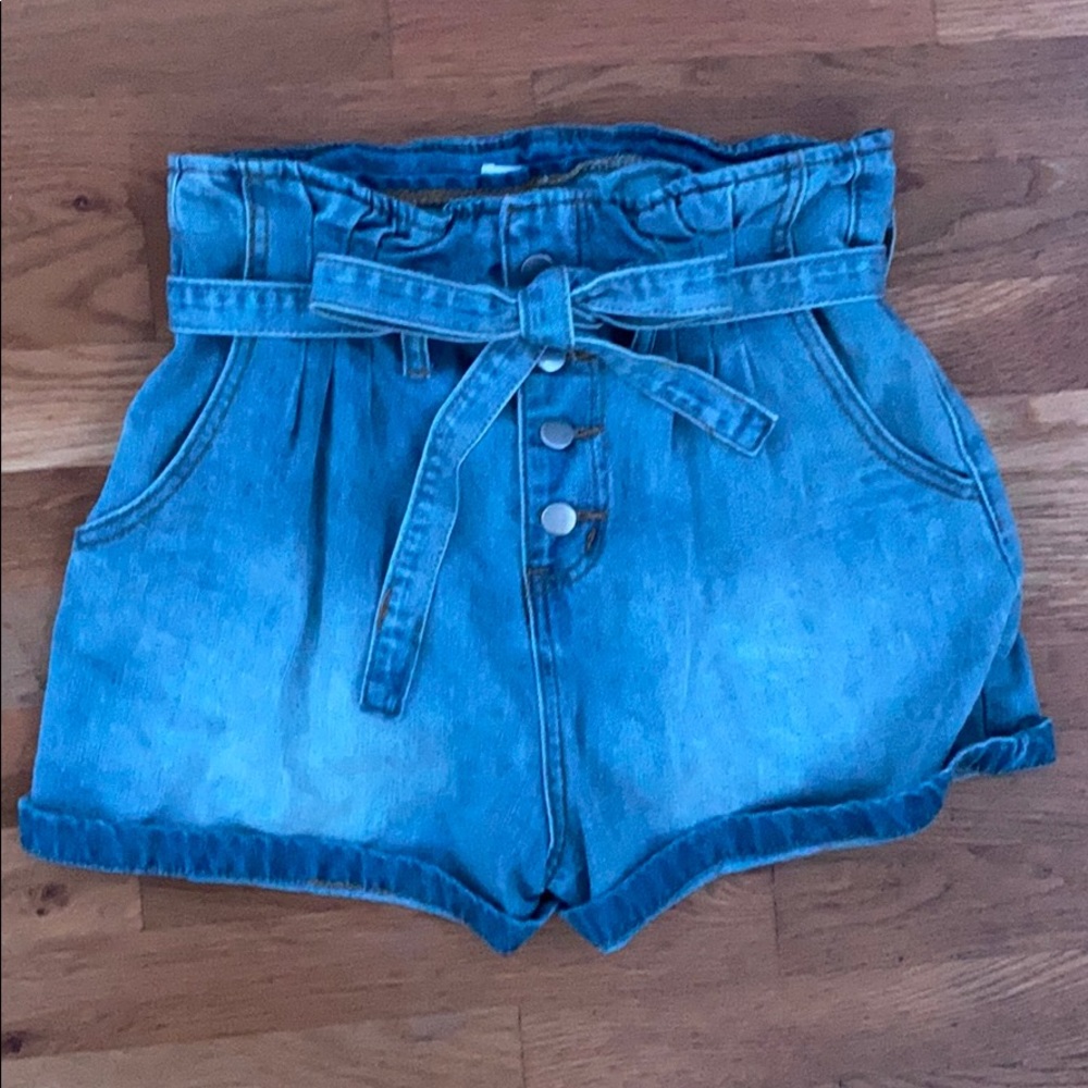 High waisted paper bag denim shorts